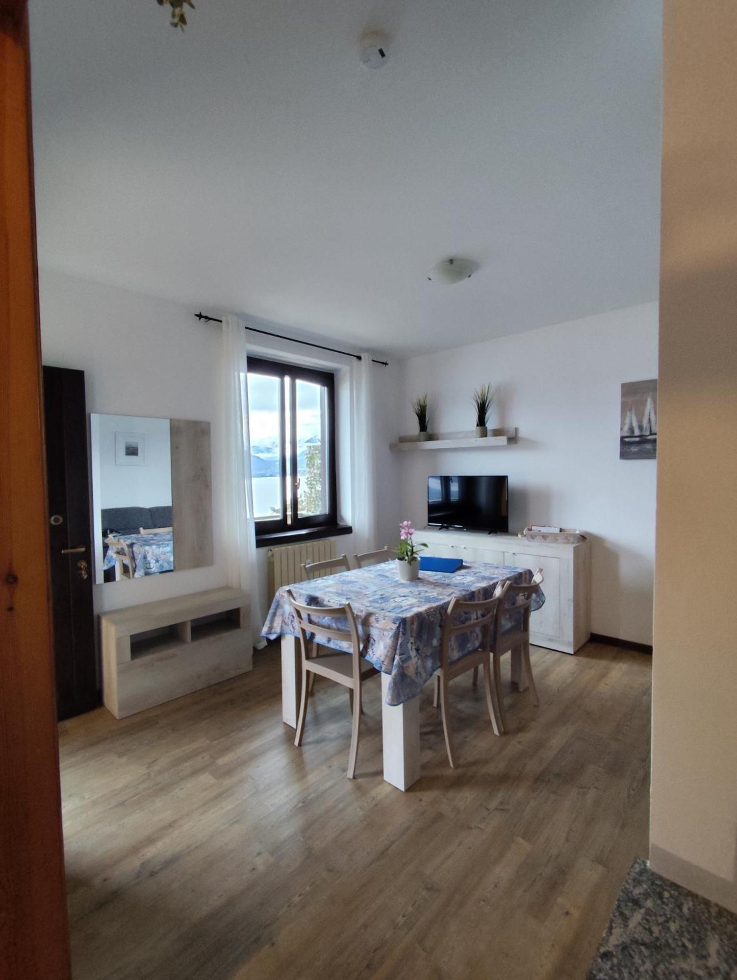 Casa Sofie E Charlotte Apartment Varenna Ngoại thất bức ảnh